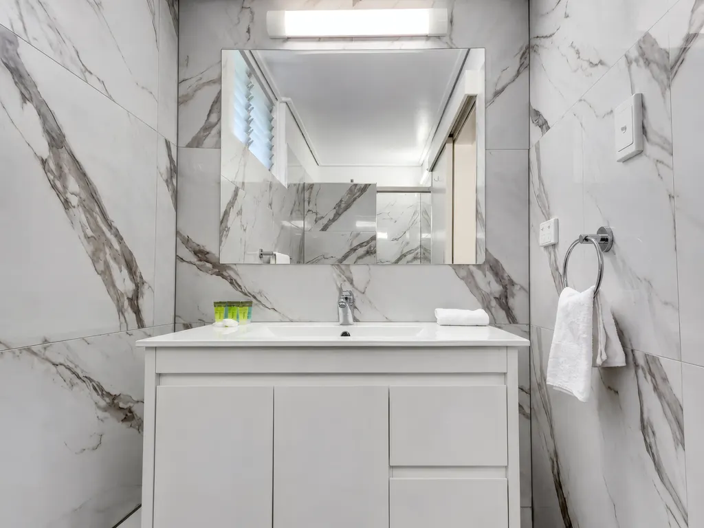 Private bathroom — vanity detail