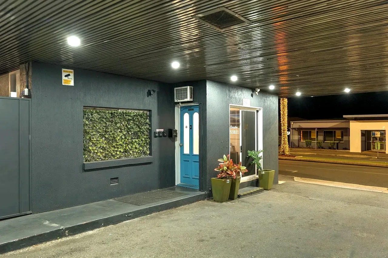 Reception entrance at Gladstone CBD Motel